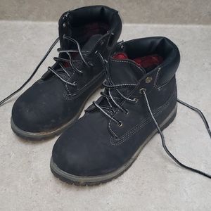 Black hiking boots